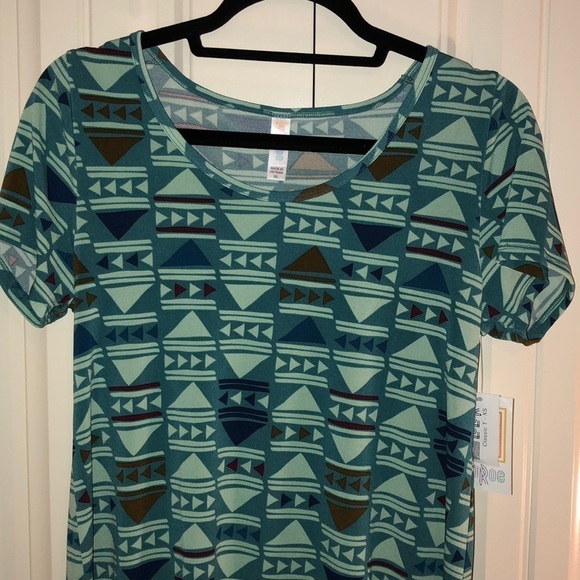 NWT LuLaRoe Discontinued Classic T - Picture 4 of 7